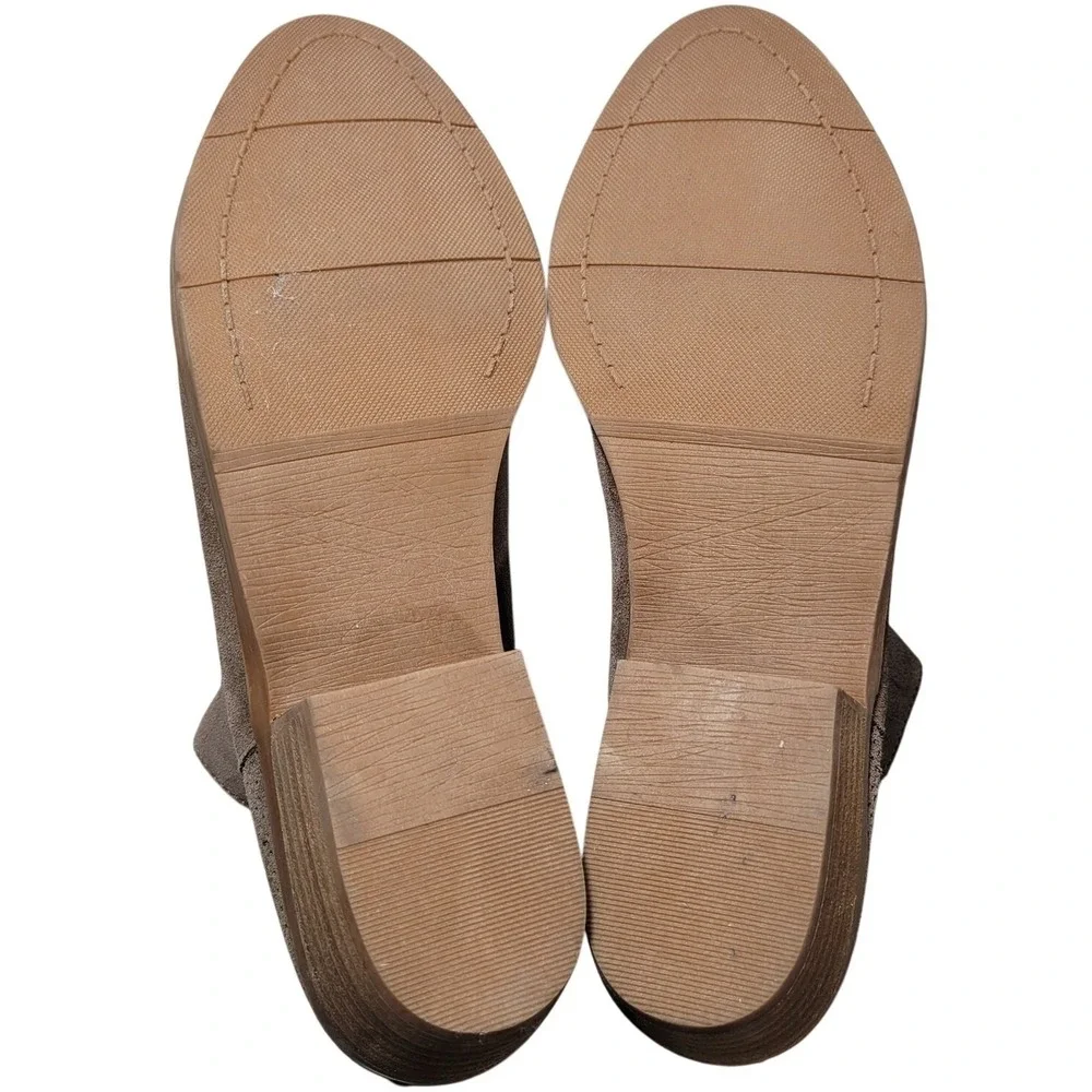 Steve Madden Suede Ankle Booties Taupe‎ V Cut Out Perforated Heel Shoes 9 NEW